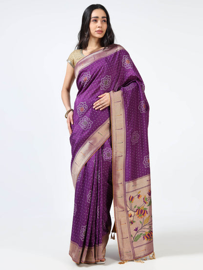 Bandhej with Paithani Pallu and Muniya Border