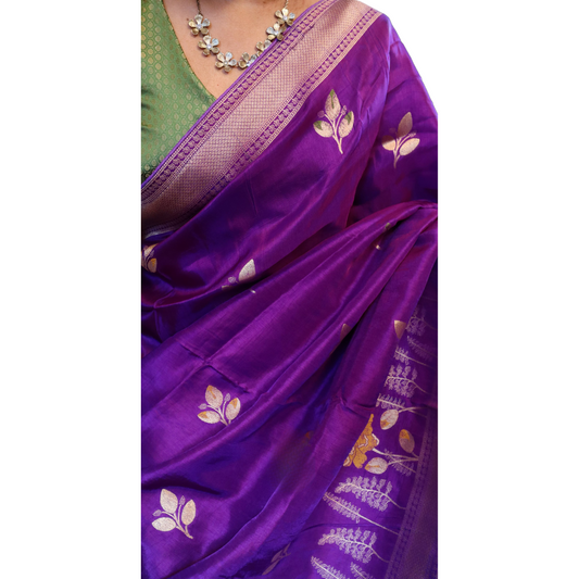 Munga Silk Saree with Paithani Floral Weaving