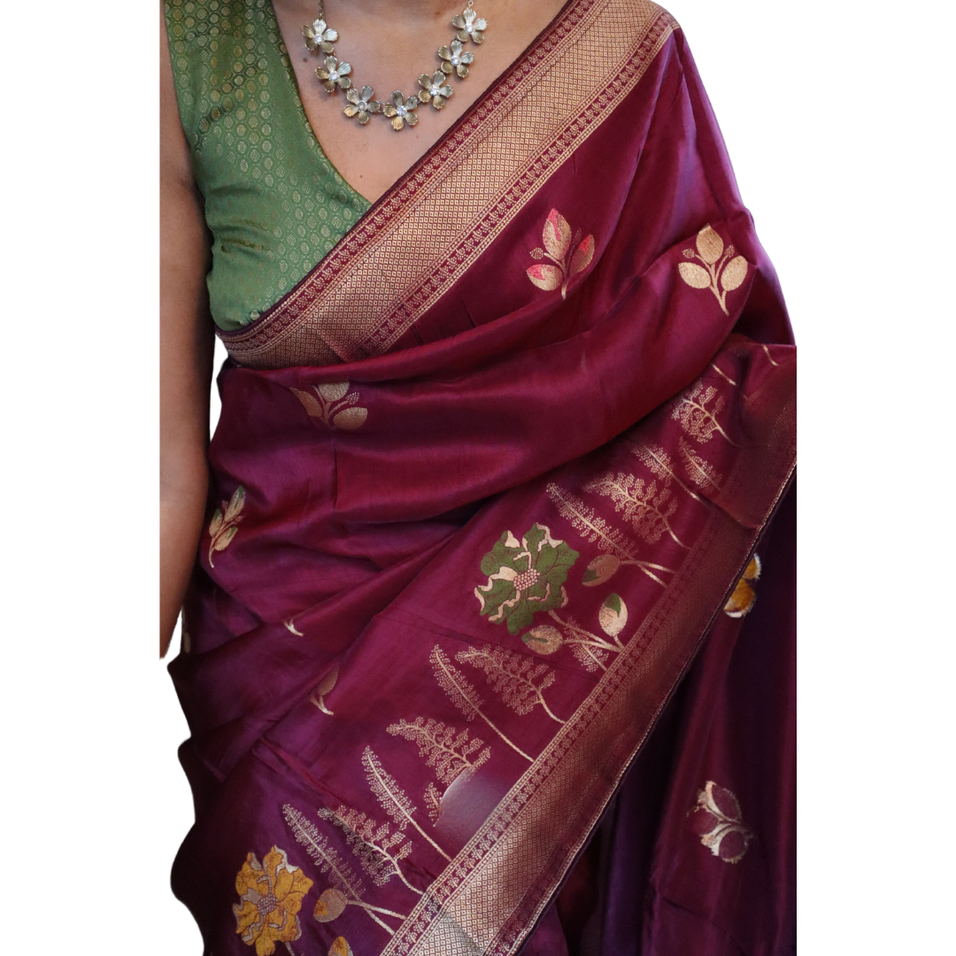 Munga Silk Saree with Paithani Floral Weaving