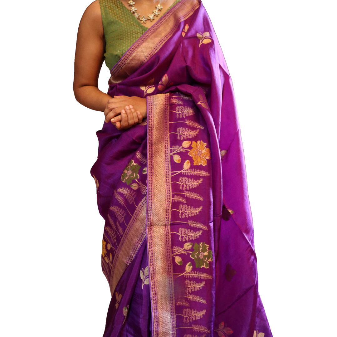 Munga Silk Saree with Paithani Floral Weaving