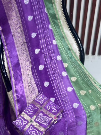 Habutai crepe silk with bandhani blouse