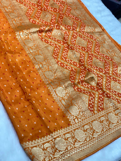 Golden Radiance Bandhej Weaving Banarasi Munga Silk Saree