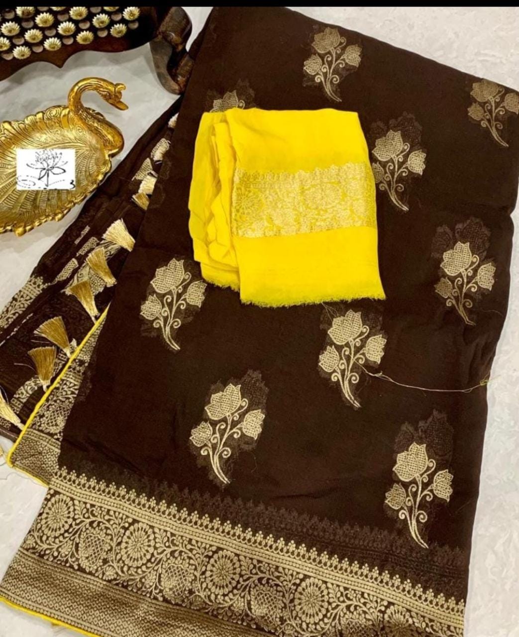 BANARASI MUNGA SILK CONTRAST BLOUSE ROSE FLORAL WEAVING