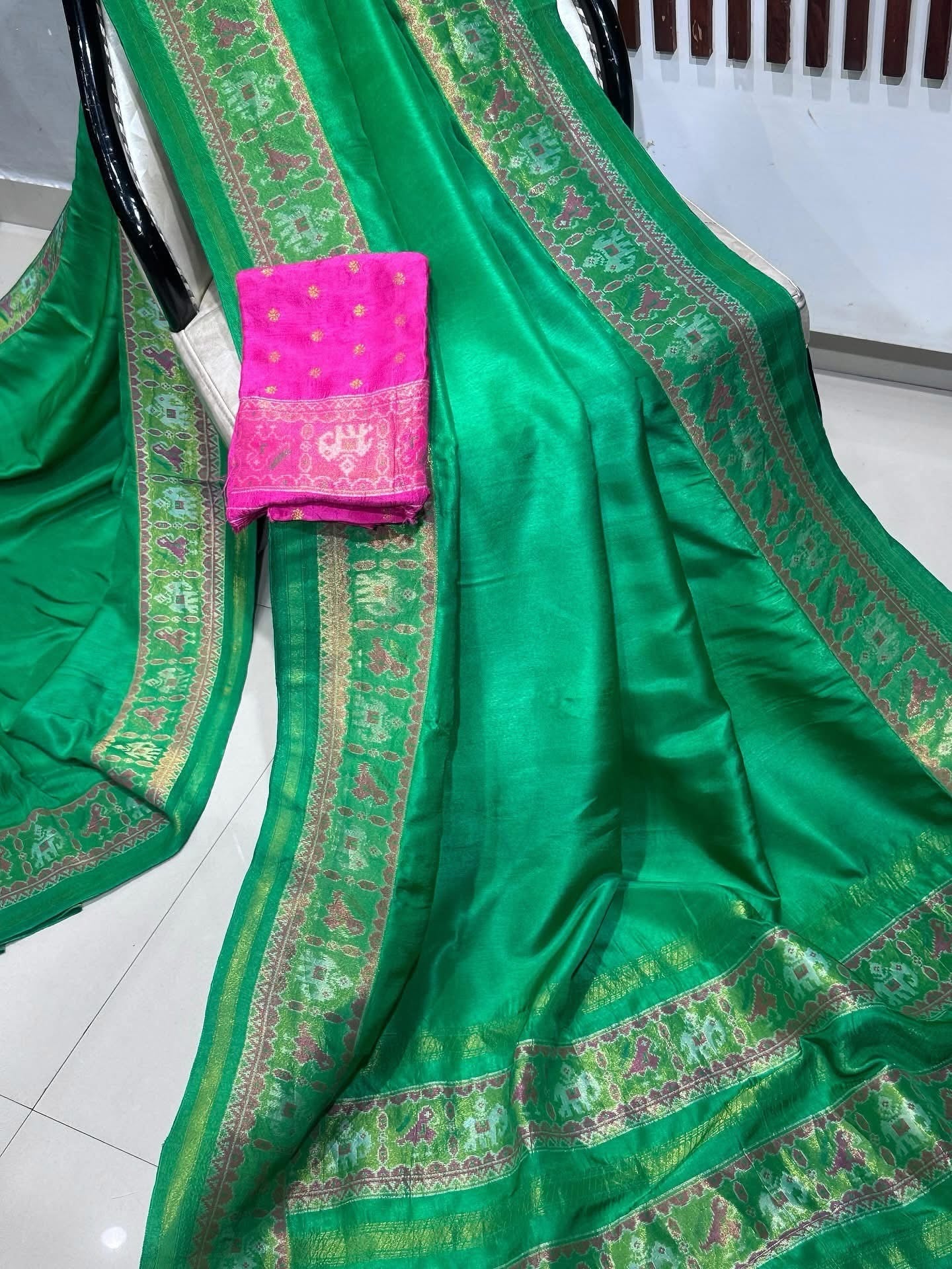 Munga Patola Silk