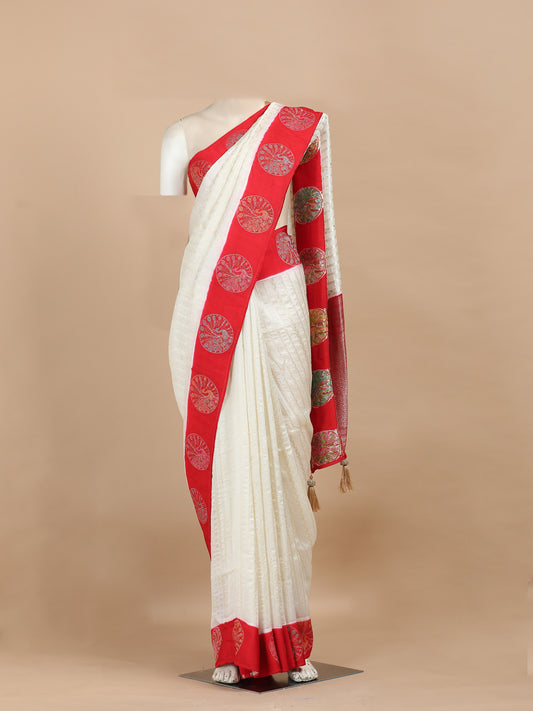 Pure Satin silk with lehriya weaving all over contrast pallu border