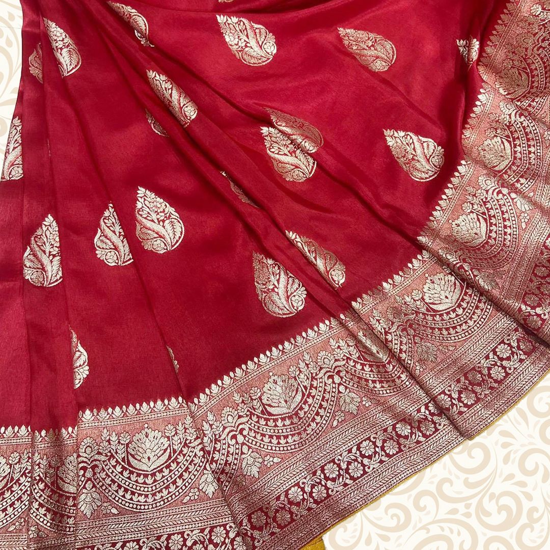 Munga Silk Saree - Red